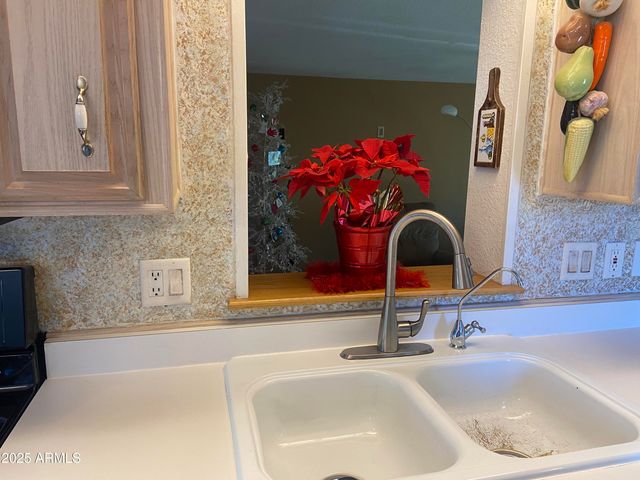 2024 S WALLA WALLA Circle, Apache Junction, AZ 85119