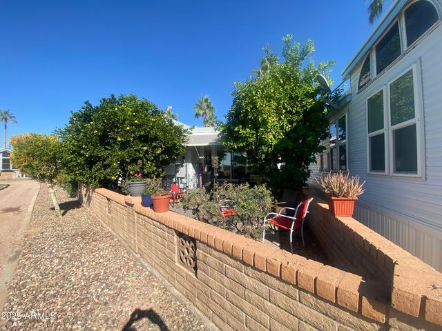 2024 S WALLA WALLA Circle, Apache Junction, AZ 85119