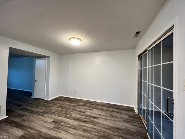 855 Cathedral DR, Virginia Beach, VA 23455