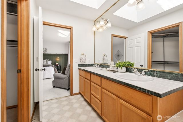 13815 SE 252nd Place, Kent, WA 98042