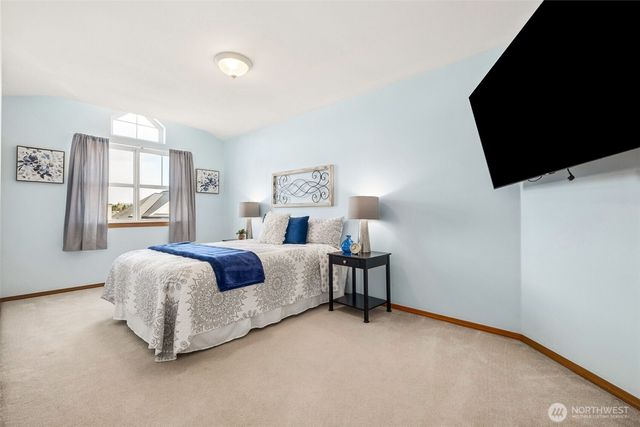 13815 SE 252nd Place, Kent, WA 98042