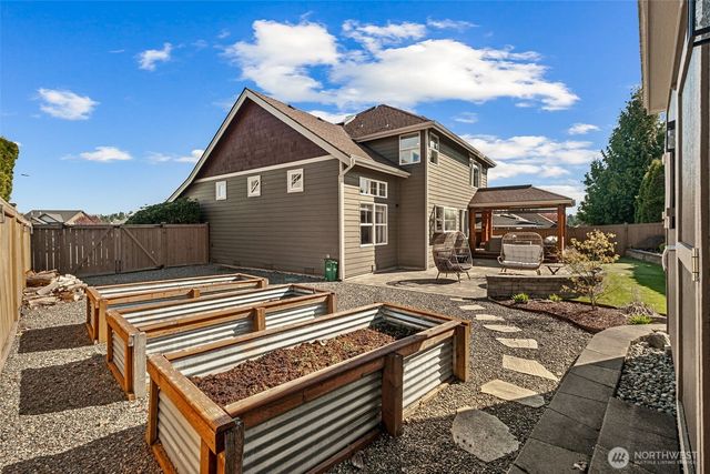 13815 SE 252nd Place, Kent, WA 98042
