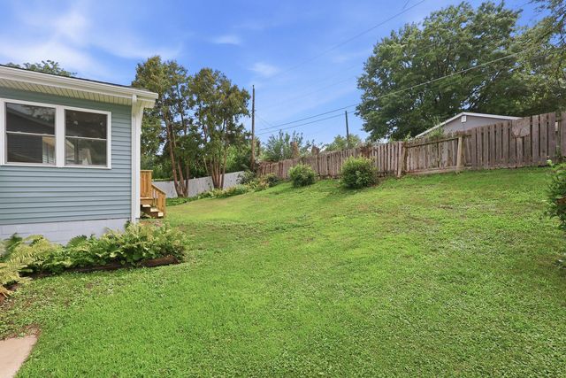 5010 N Harrison Street, Davenport, IA 52806