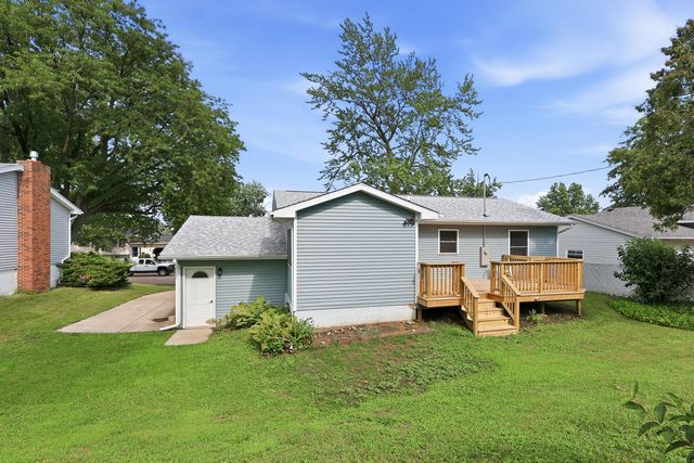 5010 N Harrison Street, Davenport, IA 52806
