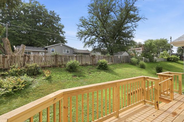 5010 N Harrison Street, Davenport, IA 52806