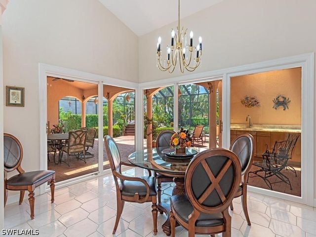 1620 3rd ST S, Naples, FL 34102