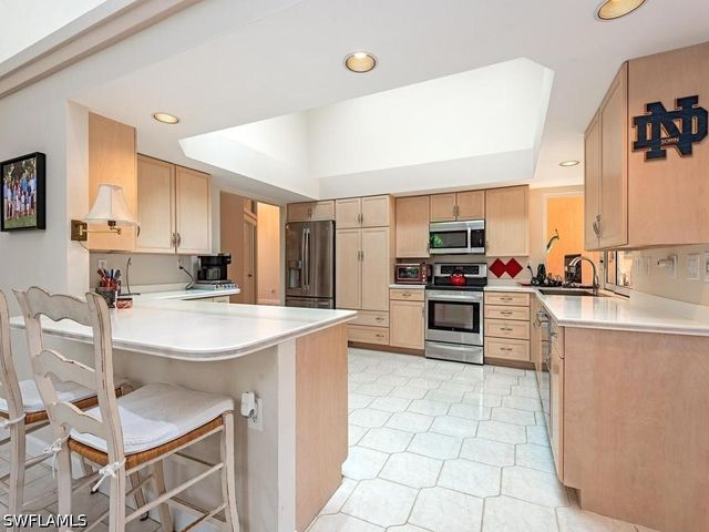 1620 3rd ST S, Naples, FL 34102