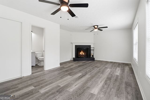 29 Court N, Ellenwood, GA 30294