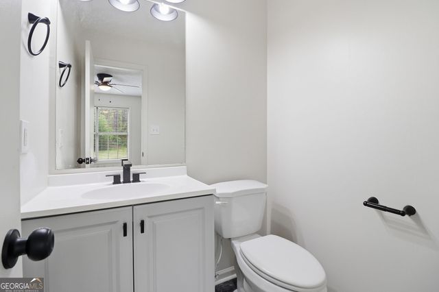 29 Court N, Ellenwood, GA 30294