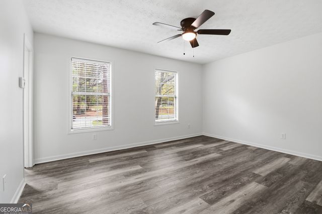 29 Court N, Ellenwood, GA 30294