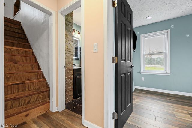 1865 9th Street SW, Akron, OH 44314