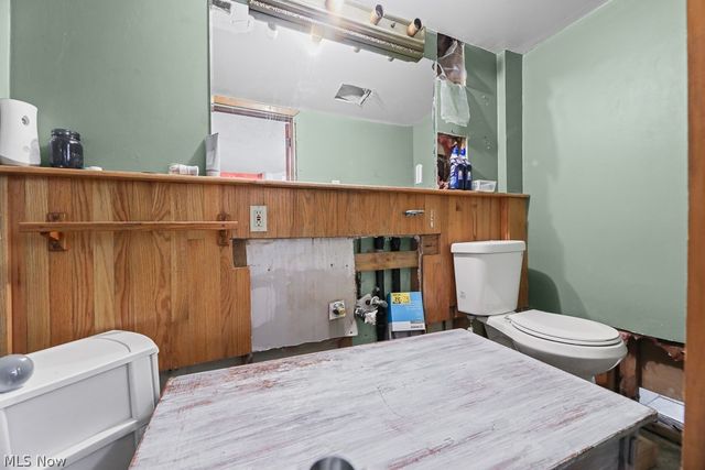 1865 9th Street SW, Akron, OH 44314