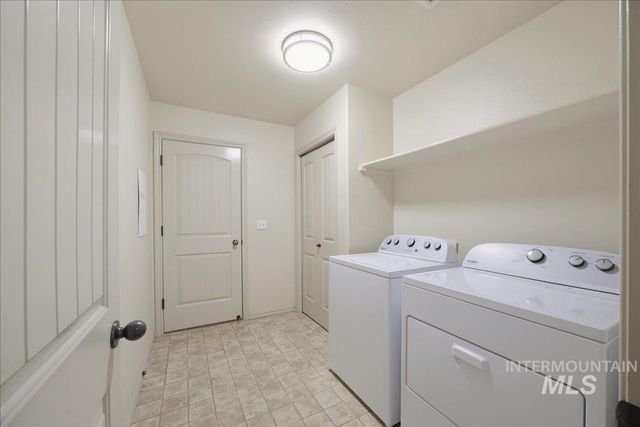 4117 N Buckstone Ave, Meridian, ID 83646