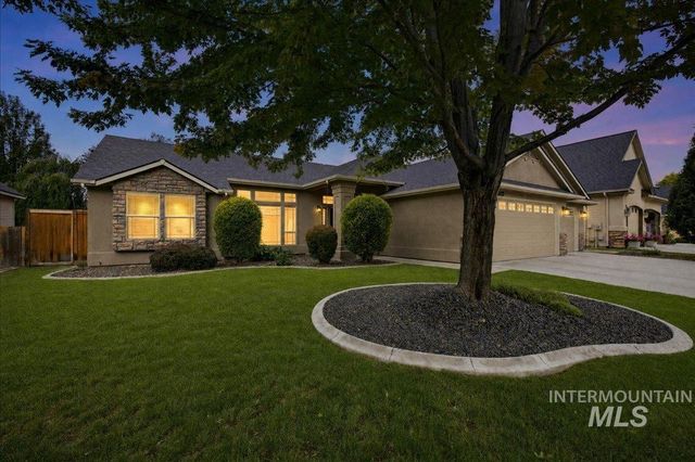 4117 N Buckstone Ave, Meridian, ID 83646