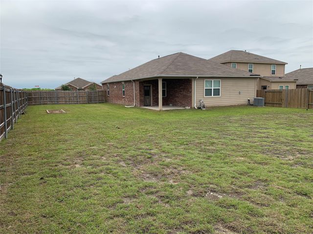 9425 Bald Cypress Street, Forney, TX 75126