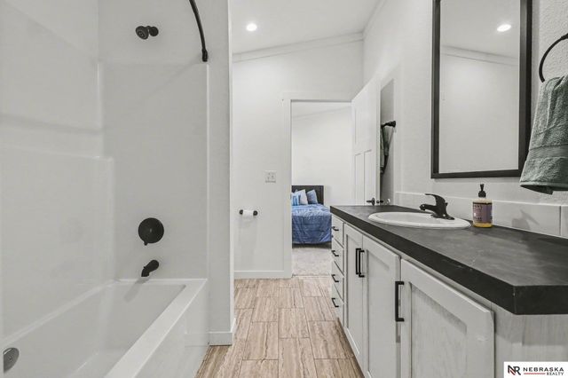 6775 Hamilton Street, Omaha, NE 68132