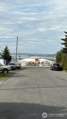 502 E Wright Avenue, Tacoma, WA 98404