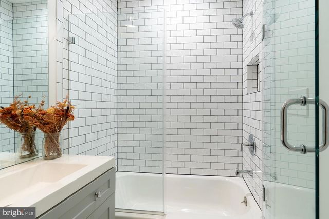 1220 INGRAHAM ST NW, Washington, DC 20011