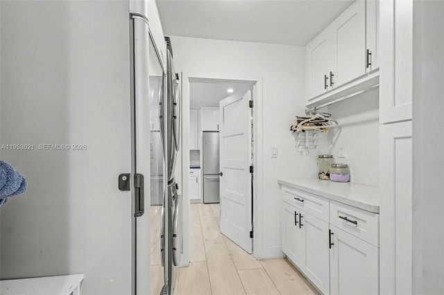 8600 SW 162nd St, Palmetto Bay, FL 33157