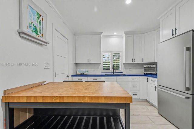 8600 SW 162nd St, Palmetto Bay, FL 33157