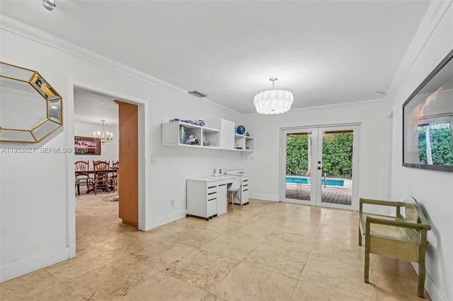 8600 SW 162nd St, Palmetto Bay, FL 33157