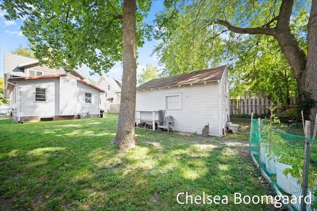 22 Elmwood Street Ne, City Of Grand Rapids, MI 49505