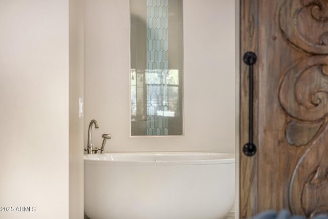 29709 N 55TH Place, Cave Creek, AZ 85331