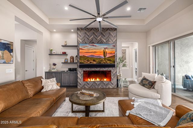 29709 N 55TH Place, Cave Creek, AZ 85331