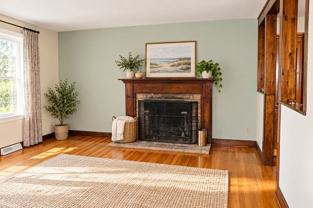 494 Pine St, Weymouth, MA 02190