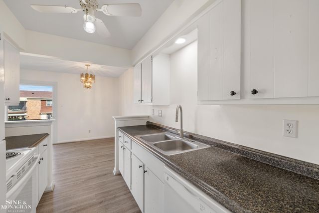 1900 River A7 Road, Marysville, MI 48040