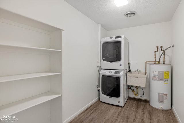 1900 River A7 Road, Marysville, MI 48040