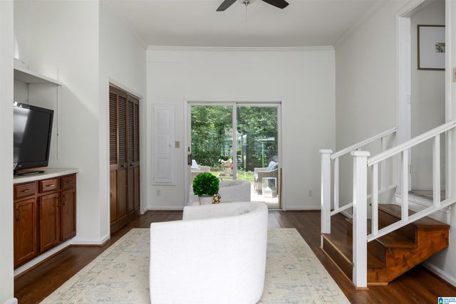 660 BOURBON CIRCLE, Birmingham, AL 35213
