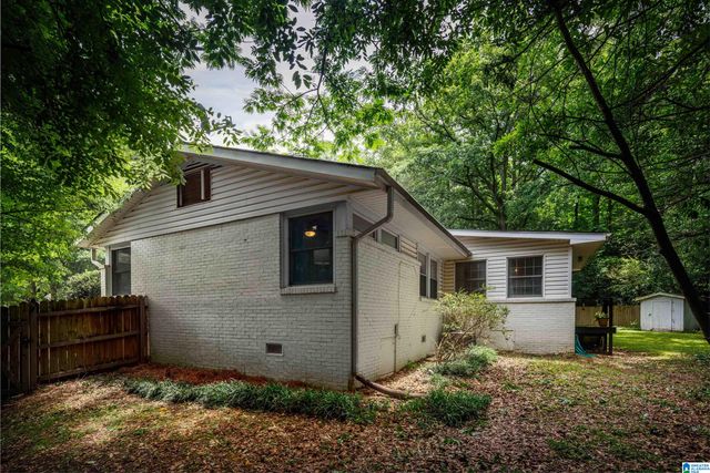 660 BOURBON CIRCLE, Birmingham, AL 35213