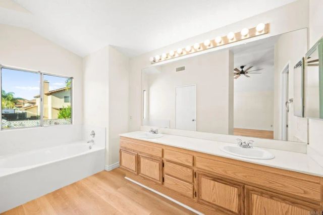 23925 CONSTANTINE DR, Murrieta, CA 92562