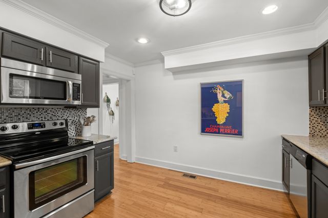 1131 McAlpine Ave, Nashville, TN 37216