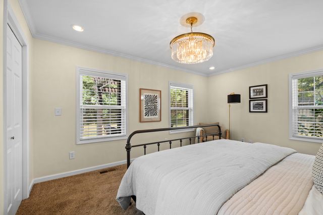 1131 McAlpine Ave, Nashville, TN 37216