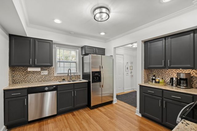 1131 McAlpine Ave, Nashville, TN 37216