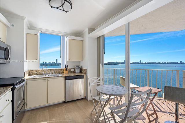 7601 E Treasure Dr 1720, North Bay Village, FL 33141