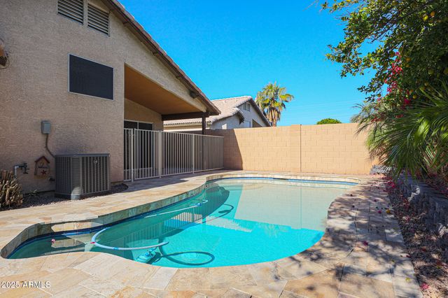 12129 N 85TH Drive, Peoria, AZ 85345