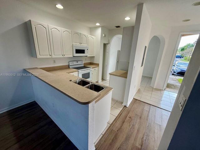 1934 SW 60th Avenue, North Lauderdale, FL 33068
