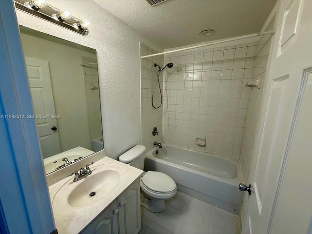 1934 SW 60th Avenue, North Lauderdale, FL 33068