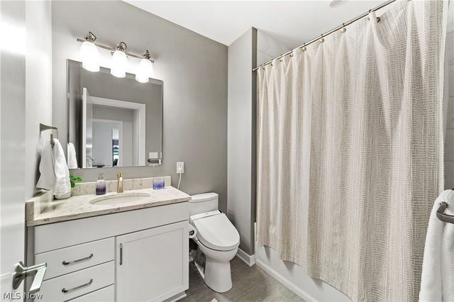 2044 Random Road 101, Cleveland, OH 44106