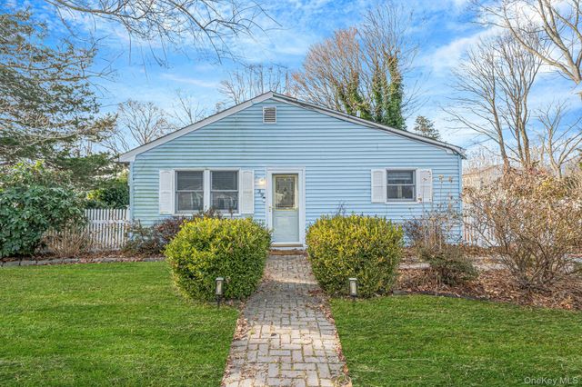 39 Kay Road, Calverton, NY 11933