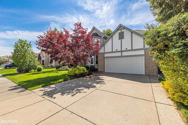 46349 Coachwood Drive, Shelby Twp, MI 48315