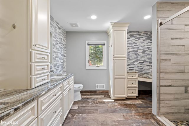 46349 Coachwood Drive, Shelby Twp, MI 48315