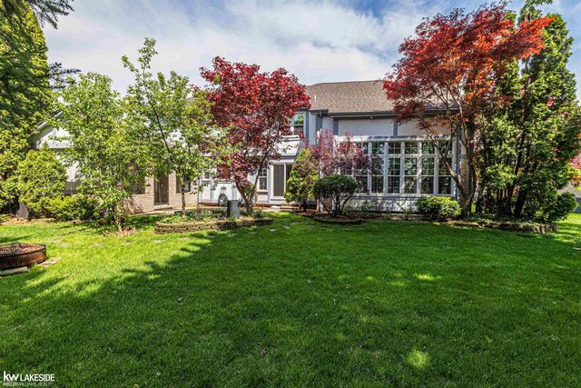 46349 Coachwood Drive, Shelby Twp, MI 48315