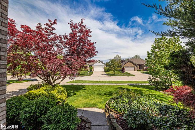 46349 Coachwood Drive, Shelby Twp, MI 48315