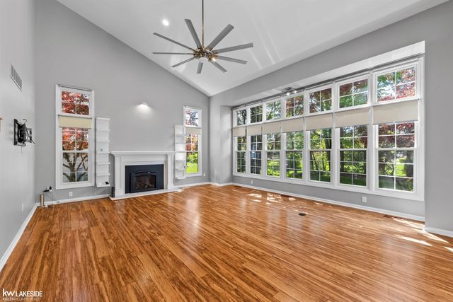 46349 Coachwood Drive, Shelby Twp, MI 48315