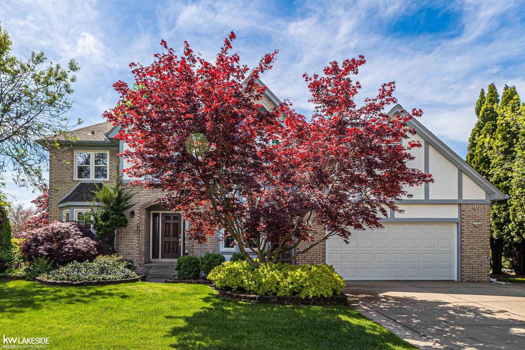 46349 Coachwood Drive, Shelby Twp, MI 48315
