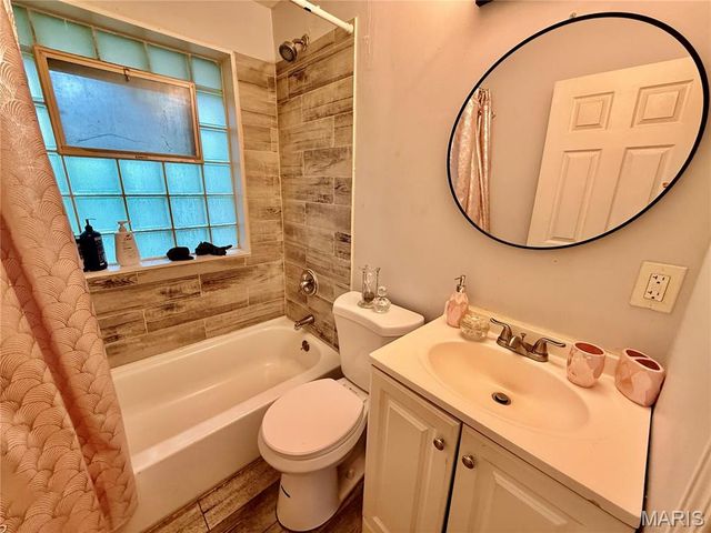 9845 Delhi Drive, Bellefontaine Nghbrs, MO 63137